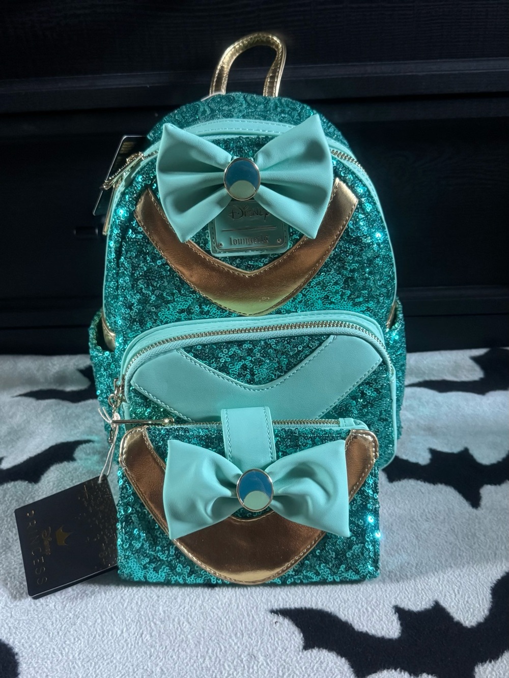 Disney Princess Jasmine Sequin Loungefly Set
